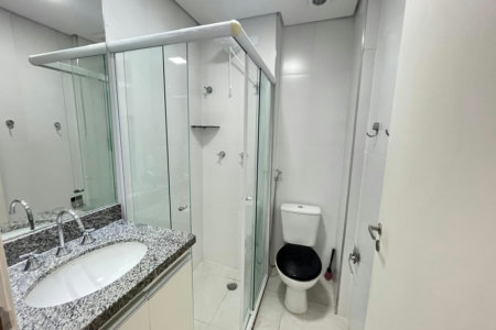 Oportunidade em Pitangueiras! Apartamento de 2 Dormitórios a Poucos Passos da Praia