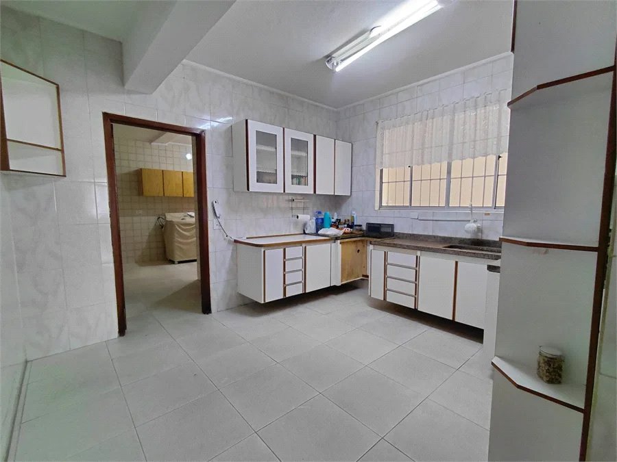 Sobrado à venda com 3 quartos em Vila Romana, São Paulo, SP