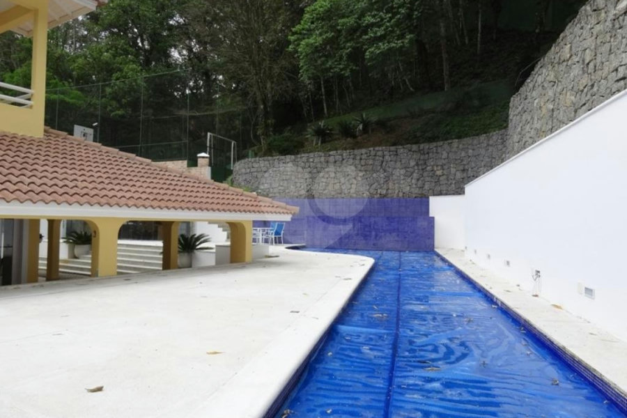 Casa à venda com 4 suítes no condomínio Jardim Ibiratiba, São Paulo - SP