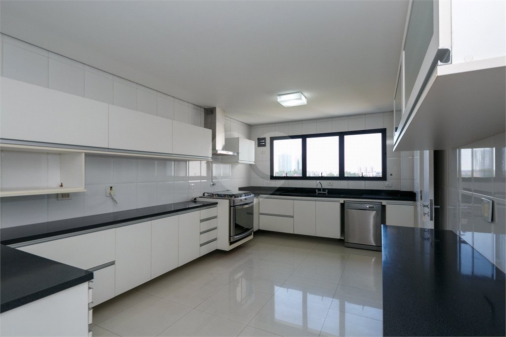 Apartamento à venda ou para alugar com 4 suítes em Jardim Marajoara, São Paulo, SP