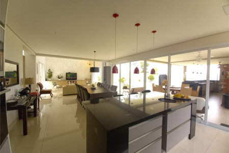 Casa à venda com 3 suítes no condomínio Alpes de Vinhedo, Vinhedo - SP