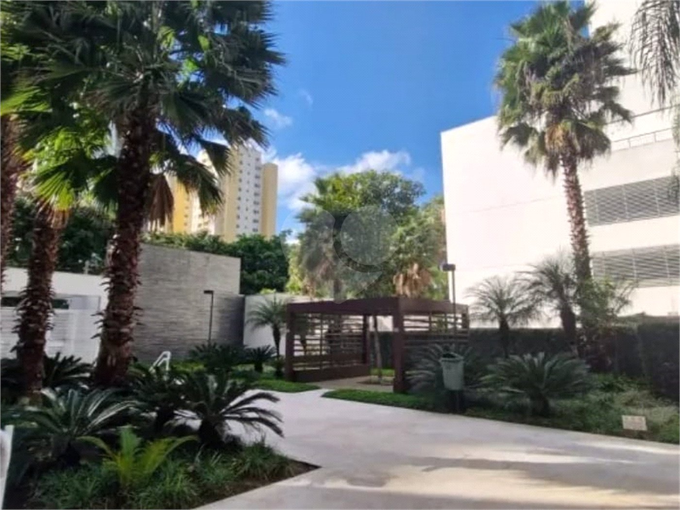 Apartamento à venda com 2 quartos, sendo 1 suíte,  em Continental, Osasco, SP