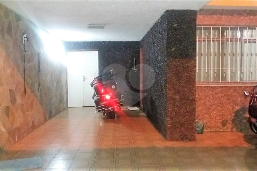 Casa Térrea à venda com 4 quartos, sendo 2 suítes, em Parque Edu Chaves, São Paulo, SP