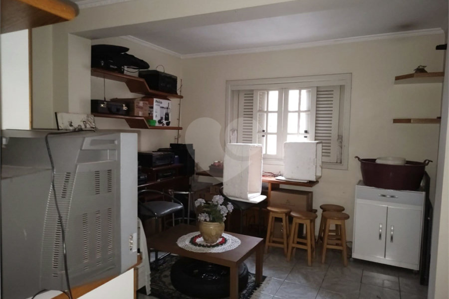 Casa Térrea à venda com 6 quartos, sendo 4 suítes, em Cangaíba, São Paulo, SP
