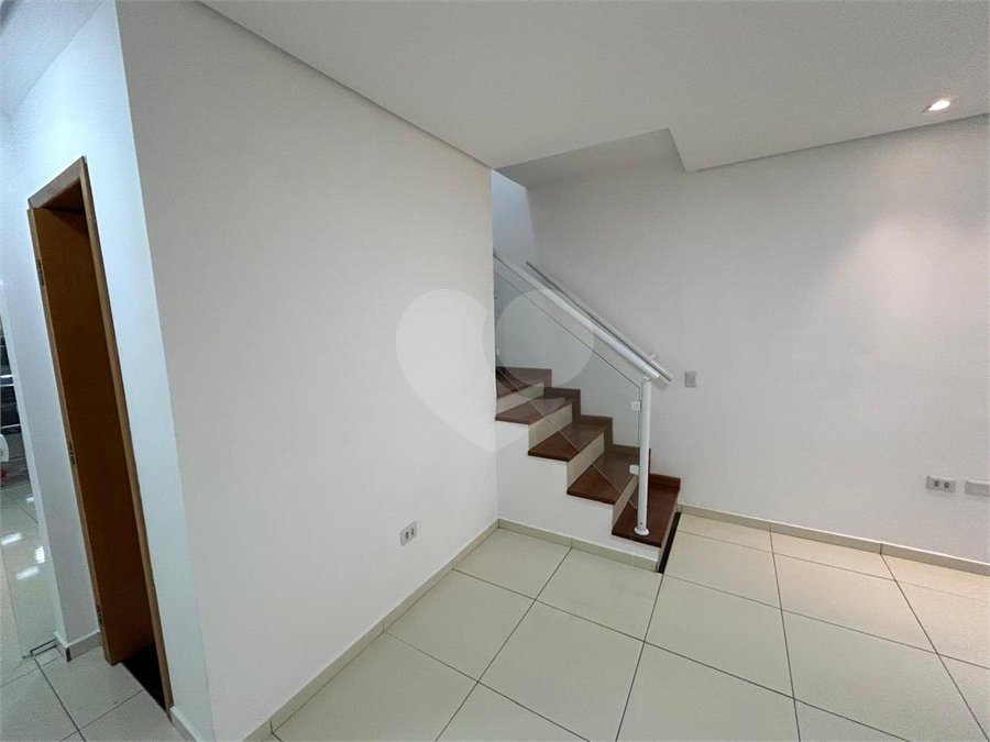 Casa de Vila para alugar com 4 suítes em Vila Romana, São Paulo, SP