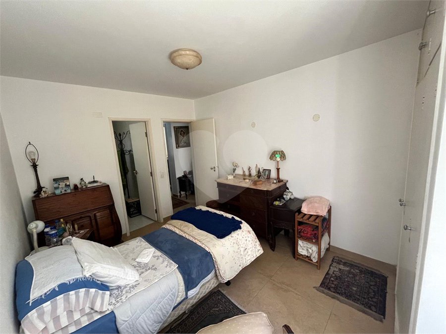 Apartamento à venda com 3 quartos, sendo 2 suítes,  em Jardim Paulista, São Paulo, SP