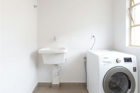 Apartamento à venda com 4 quartos, sendo 2 suítes, em Pinheiros, São Paulo, SP