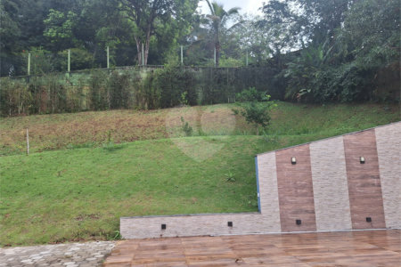 Casa em condomínio à venda com 3 suítes no Centro, Bom Jesus dos Perdões, SP