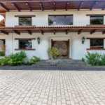 Casa à venda com 4 suítes em Granja Viana, Cotia, SP
