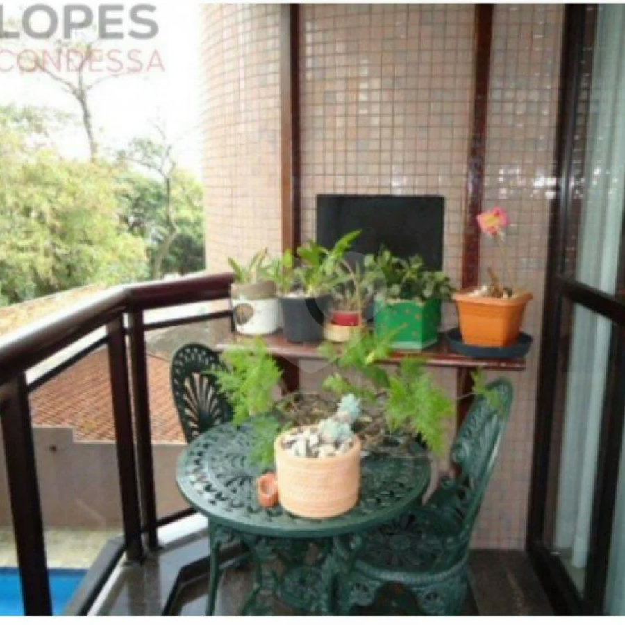 Apartamento à venda com 3 suítes em Água Fria, São Paulo, SP