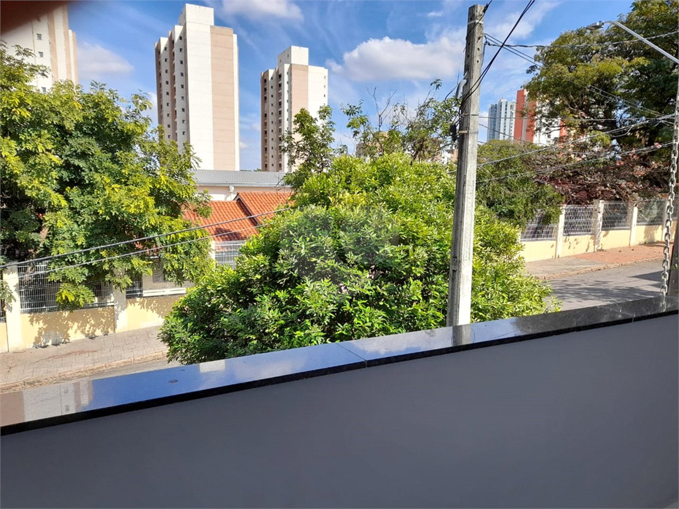 Sobrado à venda com 3 quartos, sendo 1 suíte, no Centro, Indaiatuba, SP