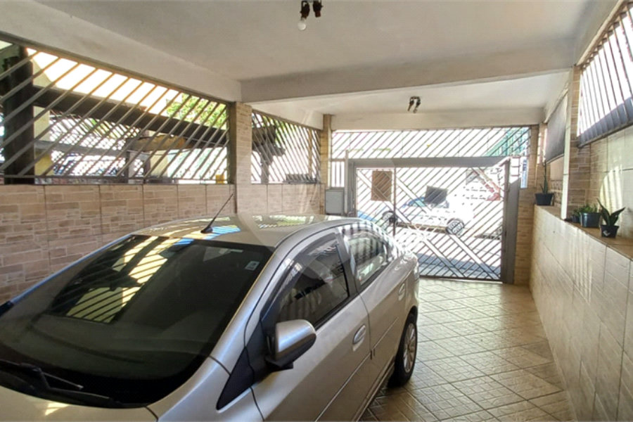 Sobrado à venda com 4 quartos, sendo 1 suíte, em Vila Dom Pedro Ii, São Paulo, SP