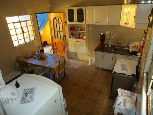 Sobrado à venda com 3 quartos em Tremembé, São Paulo, SP