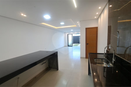 Duplex à venda com 3 quartos, sendo 1 suíte, em Tabapiri, Porto Seguro, BA