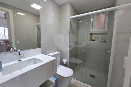 Apartamento à venda com 4 quartos, sendo 2 suítes, em Enseada, Guarujá, SP