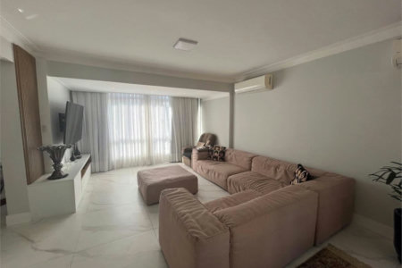 Apartamento Residencial à venda, Gonzaga, Santos - AP0199.