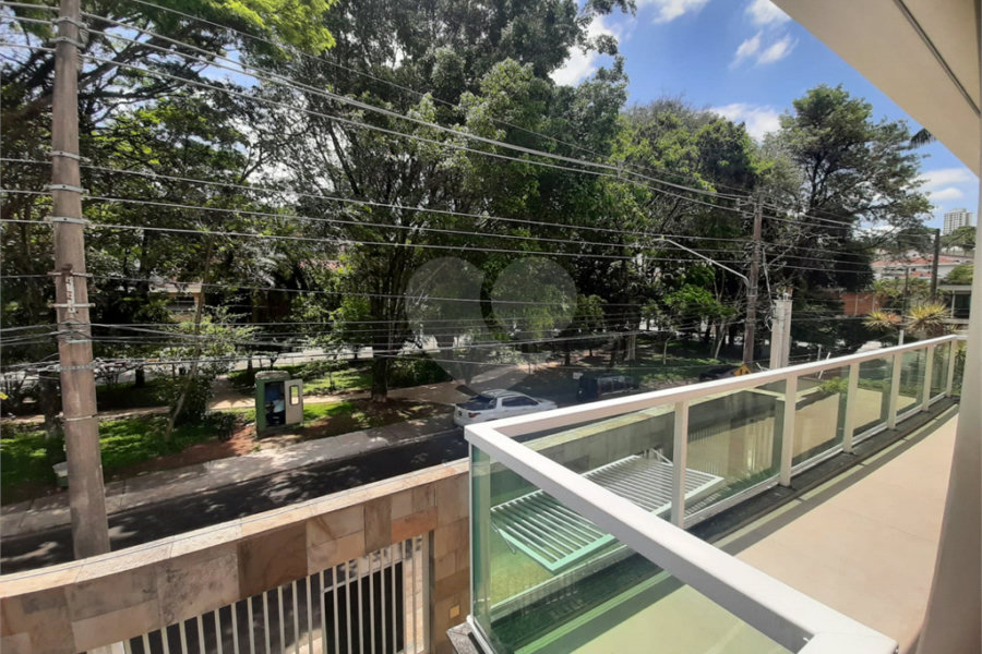 Casa Térrea à venda ou para alugar com 4 suítes em Jardim São Bento, São Paulo, SP
