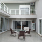 Casa à venda com 4 suítes no condomínio Villaggio Capriccio, Louveira - SP