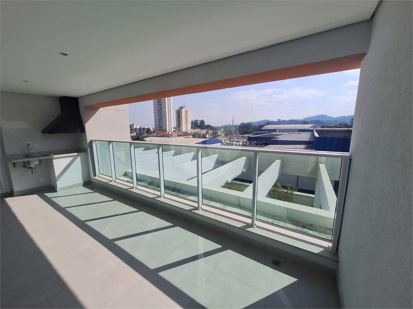 Apartamento à venda com 3 suítes em Vila Mogilar, Mogi das Cruzes, SP