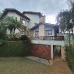Casa à venda com 3 suítes no condomínio Sausalito, Mairiporã - SP