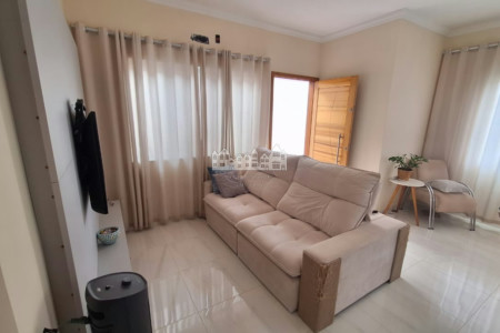Casa à venda com 3 quartos, sendo 1 suíte, em Residencial Jardins da Catalunha, Atibaia, SP