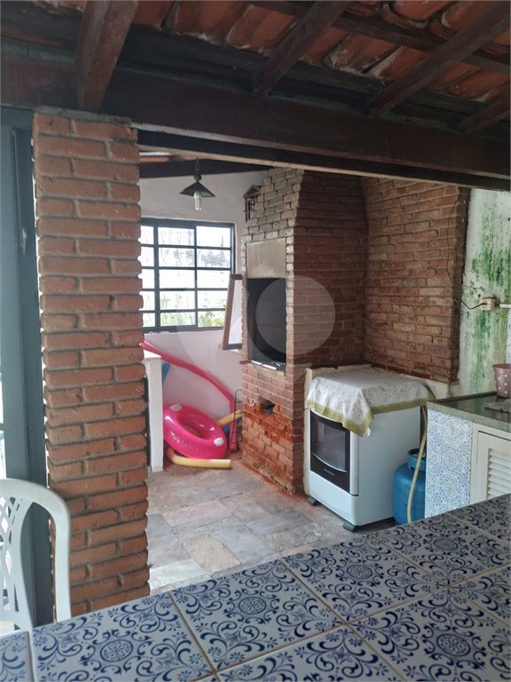 Casa à venda com 3 quartos, sendo 2 suítes, em Vila Santista, Atibaia, SP
