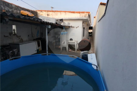 Casa à venda com 2 quartos, sendo 1 suíte,  em Jardim Layr, Mogi das Cruzes, SP