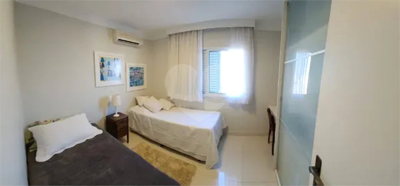 Apartamento à venda com 4 quartos, sendo 2 suítes,  em Vila Ema, São José dos Campos, SP