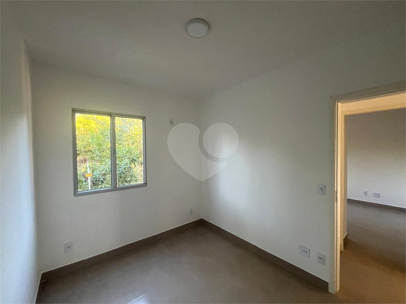 Apartamento à venda com 2 quartos em Residencial Parque Laguna, Salto, SP