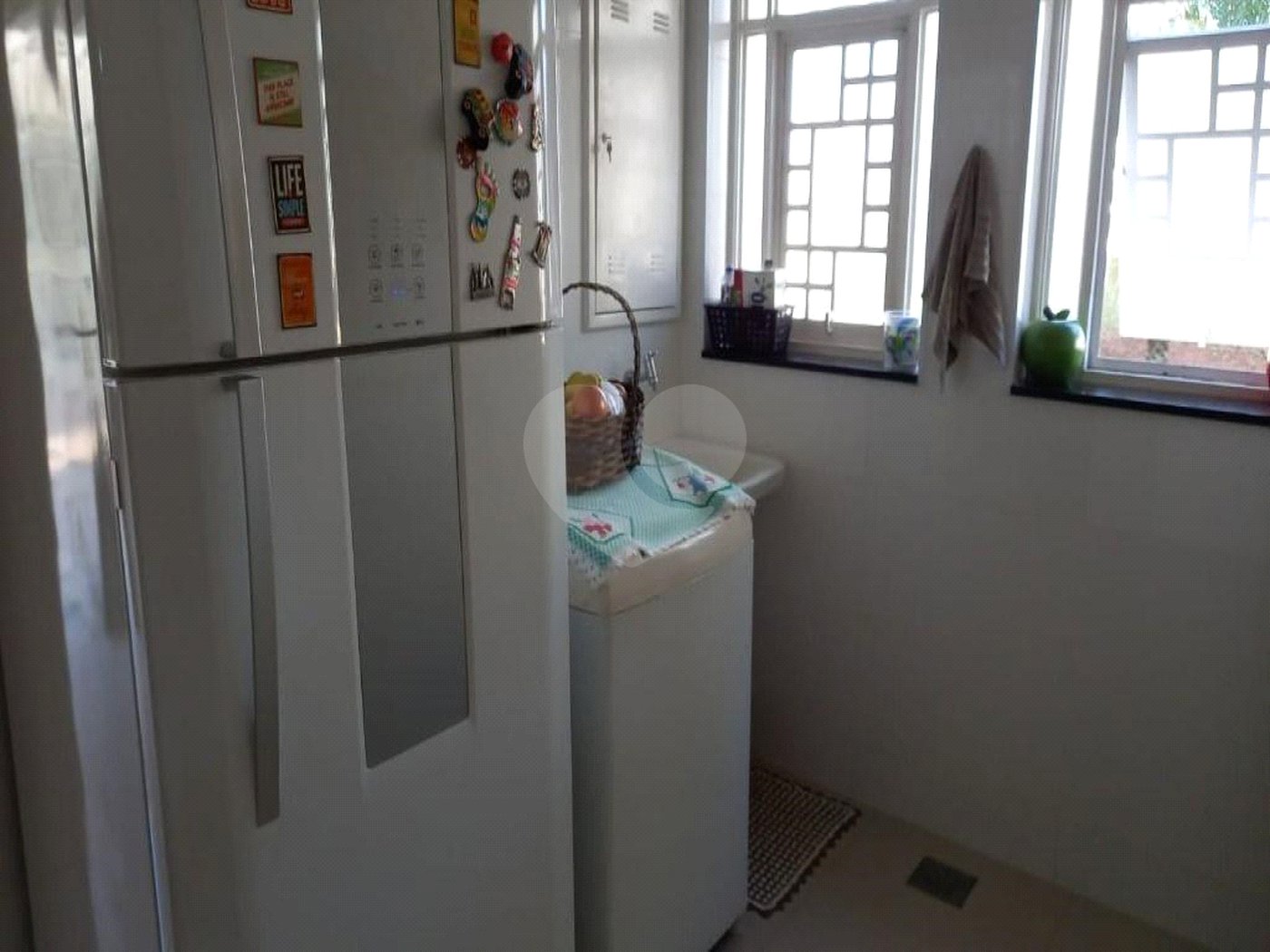 Casa à venda com 3 quartos, sendo 1 suíte,  em Bosque, Vinhedo, SP