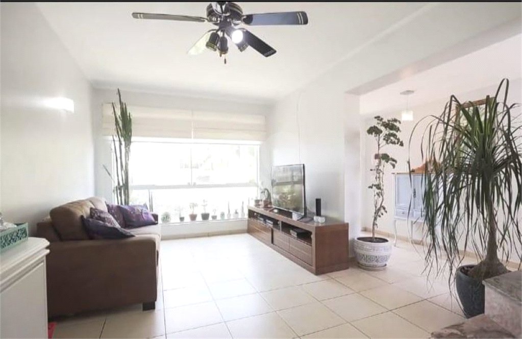 Casa à venda com 4 quartos, sendo 1 suíte, em Jabaquara, São Paulo, SP