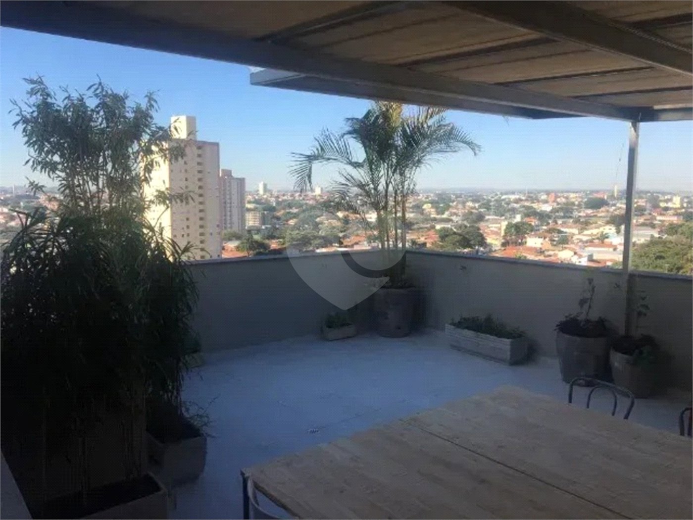 Apartamento à venda com 3 quartos, sendo 1 suíte, em Conjunto Residencial Trinta e Um de Março, São José dos Campos, SP