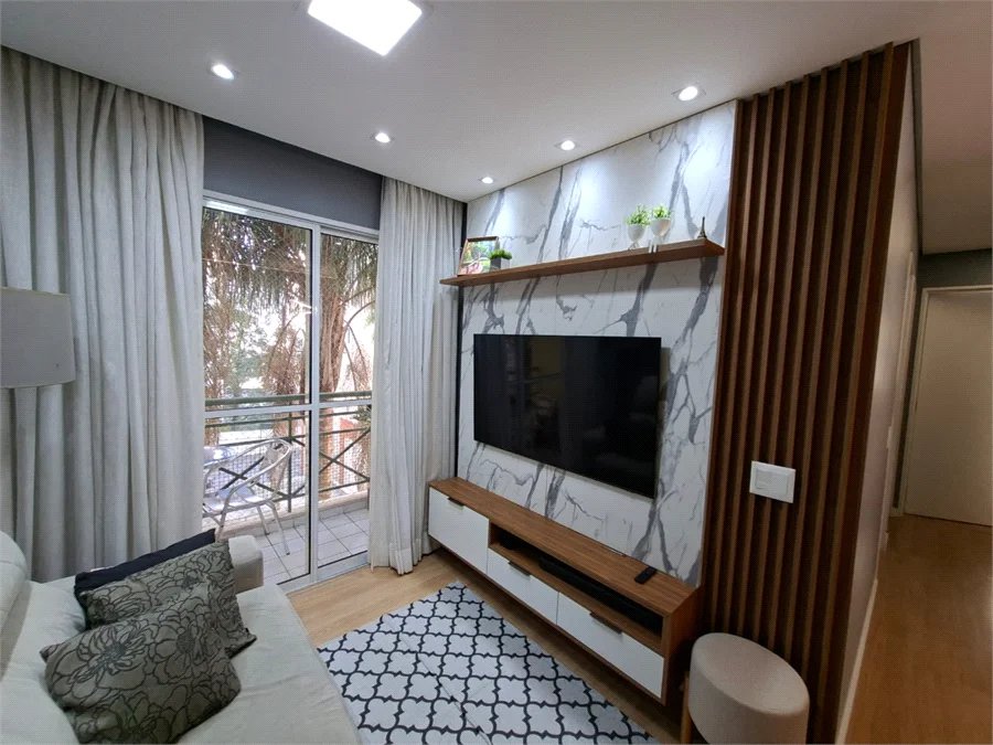 Apartamento à venda com 3 quartos, sendo 1 suíte, em Jardim das Vertentes, São Paulo - SP