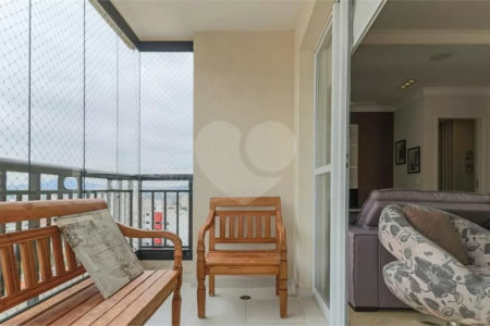 Apartamento à venda com 3 suítes em Vila Ipojuca, São Paulo, SP