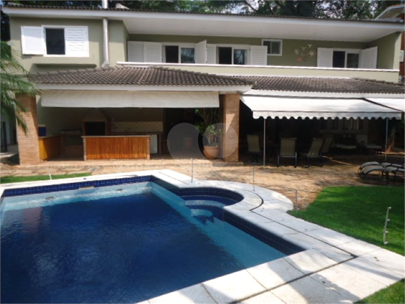 Casa à venda com 3 quartos, sendo 2 suítes,  em Vila Tramontano, São Paulo, SP