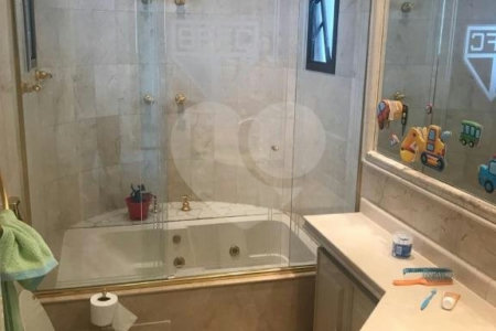 Apartamento à venda com 5 quartos, sendo 3 suítes, em Vila Gomes Cardim, São Paulo, SP