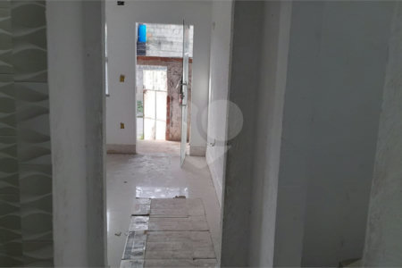 Casa à venda com 2 quartos em Campo Grande, Rio de Janeiro, RJ