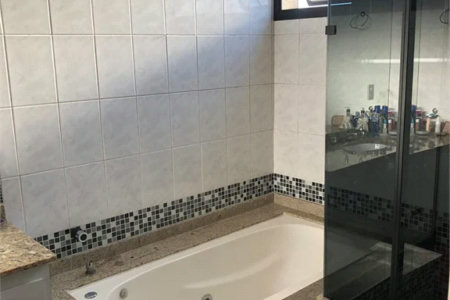 Cobertura à venda com 5 quartos, sendo 3 suítes, em Vila Andrade, São Paulo, SP