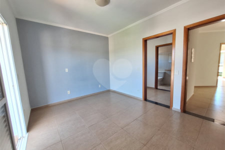 Casa à venda com 4 suítes no condomínio Terras de São Francisco, Vinhedo - SP