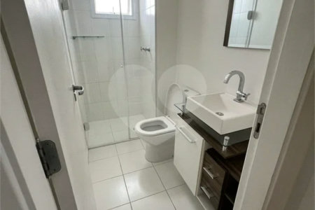 APARTAMENTO de 2 quartos (1 suíte) á venda em Santo André, 75m², 2 garagens fixas e cobertas, é entrar e morar!