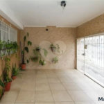 Casa com 154m², 2 dormitórios, 1 vaga, à venda na Vila Ema.