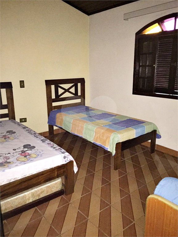 Sítio à venda com 6 quartos em Pavão (canguera), São Roque, SP