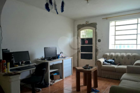 Casa à venda com 2 quartos em Cambuci, São Paulo, SP