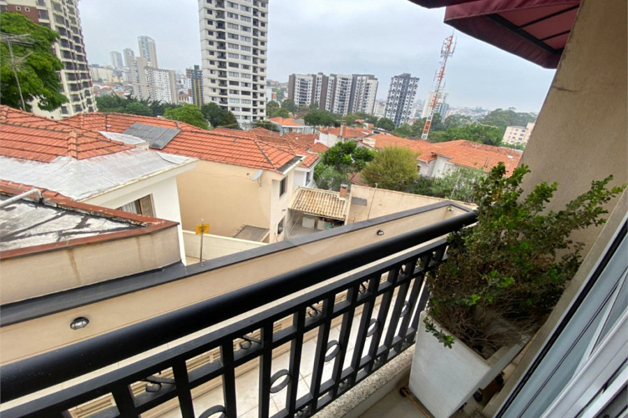 Casa à venda com 3 suítes no condomínio Belle Villle, São Paulo - SP