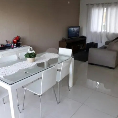 Casa à venda com 4 quartos, sendo 1 suíte, no condomínio Urbanova Premium, São José dos Campos - SP