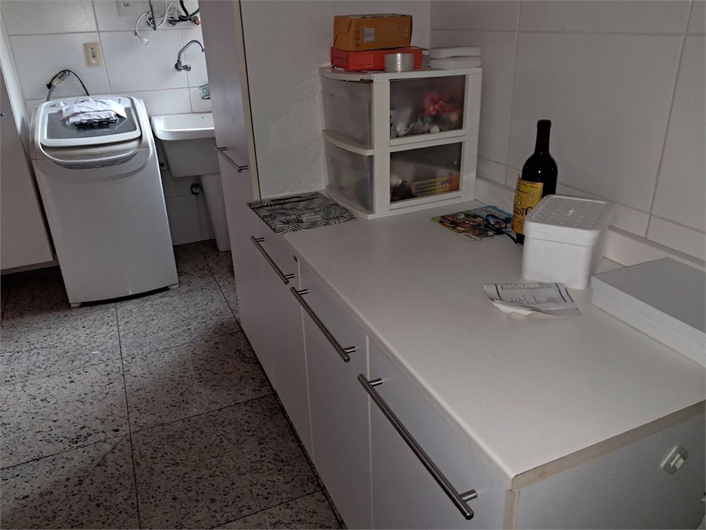 Apartamento Residencial à venda, Gonzaga, Santos - AP0761.