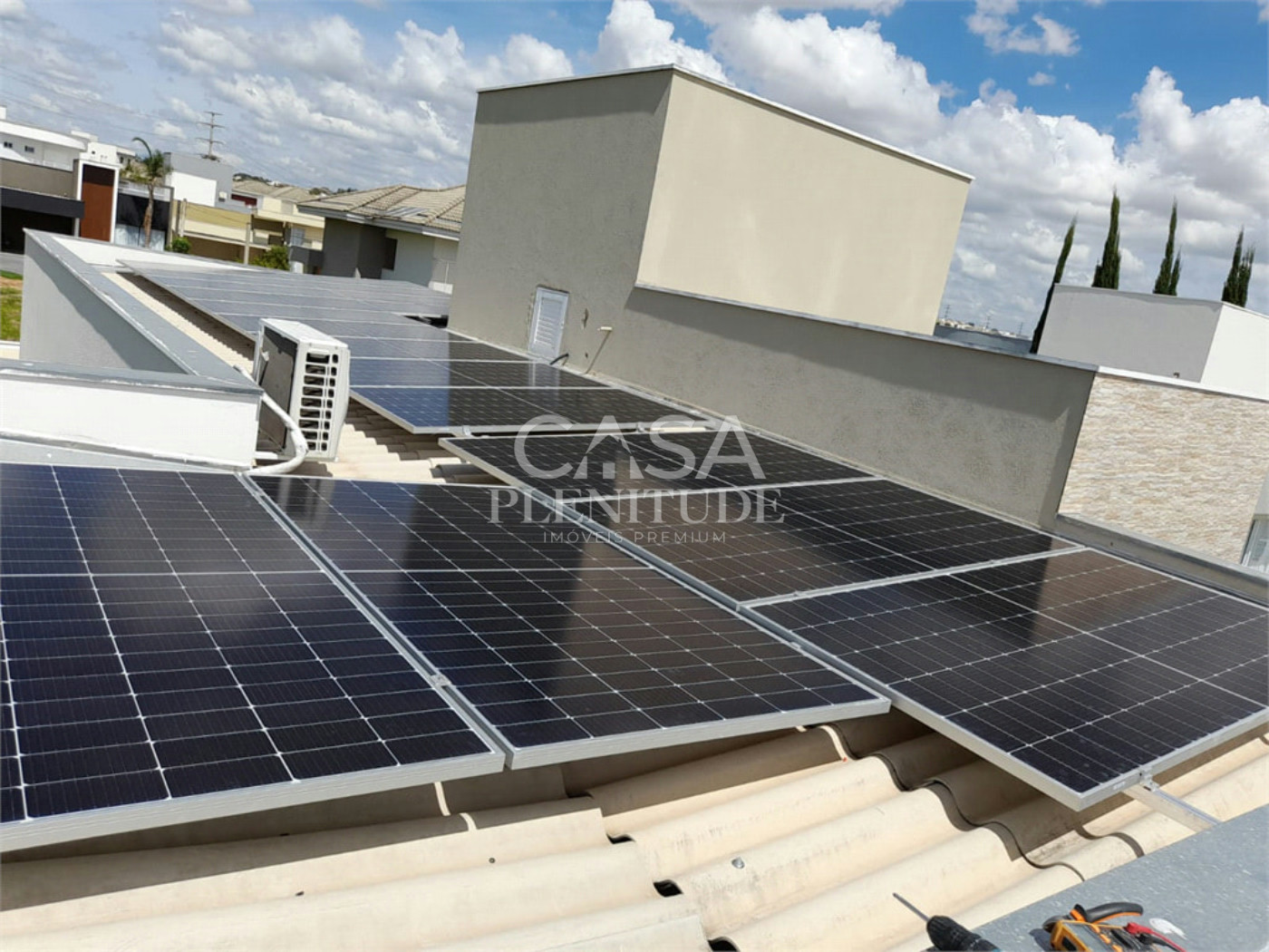 Casa em condomínio à venda com 3 suítes, em Iporanga, Sorocaba, SP