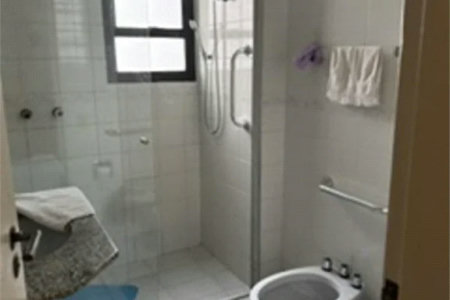 Apartamento à venda com 3 quartos, sendo 1 suíte,  em Jardim das Acácias, São Paulo, SP