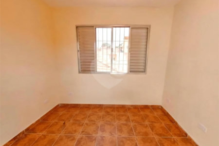 Sobrado à venda com 2 quartos em Jardim Rosa Maria, São Paulo, SP