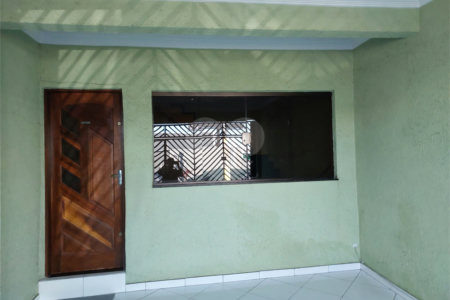 Sobrado à venda com 2 quartos em Jardim Santa Mena, Guarulhos, SP